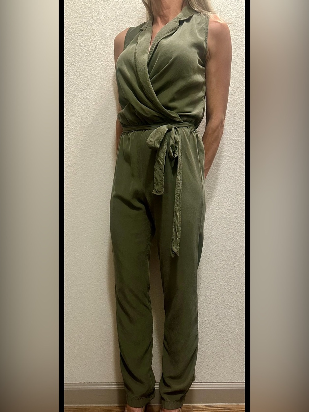 GAP Sleeveless Olive Green Jumpsuit with Waist Belt Sz XS